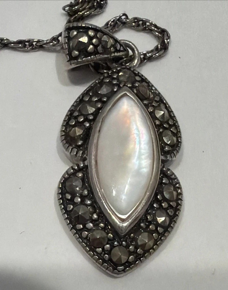 925 Sterling Silver Mother of Pearl and Marcasite 18” Necklace With Gift Box