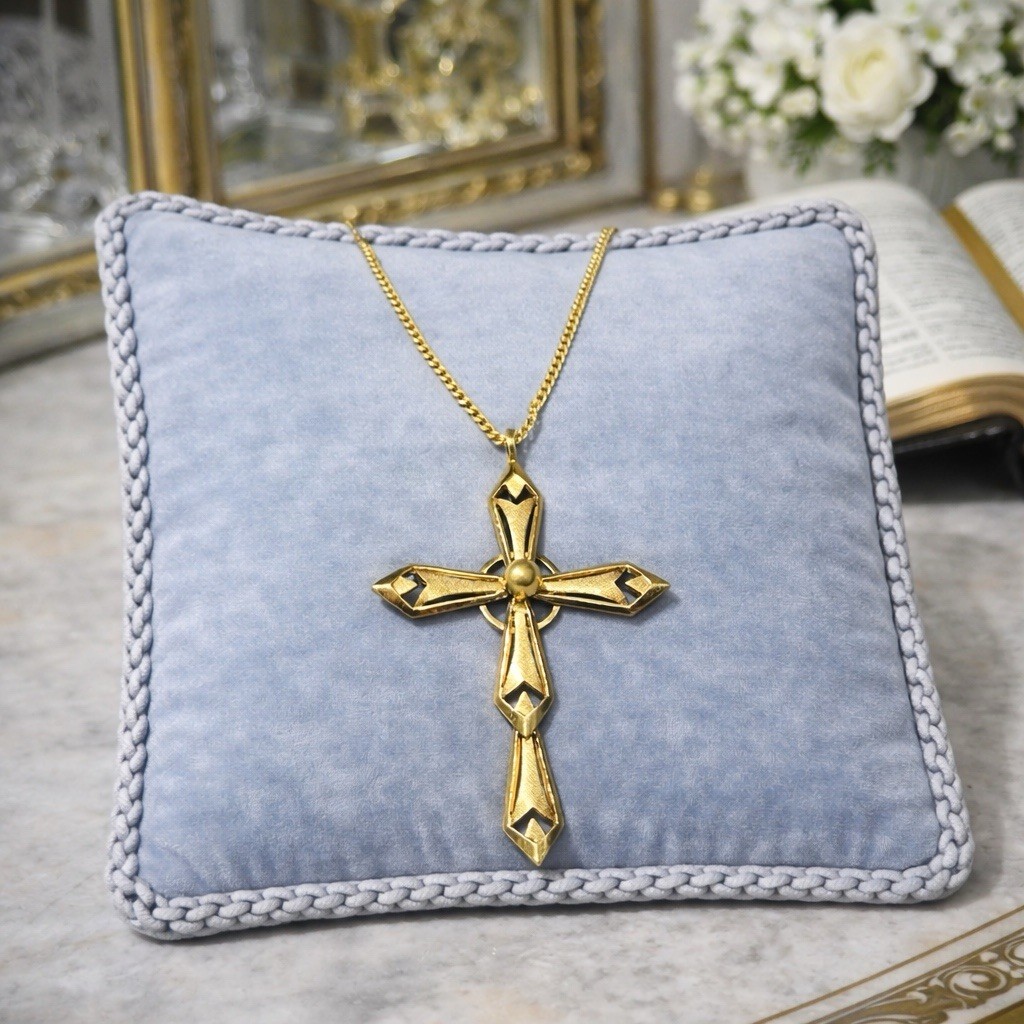 Vtg Van Dell 12K Gold Plated 2.25” Cross Necklace – 20” – Signed VD – 1940s-60s