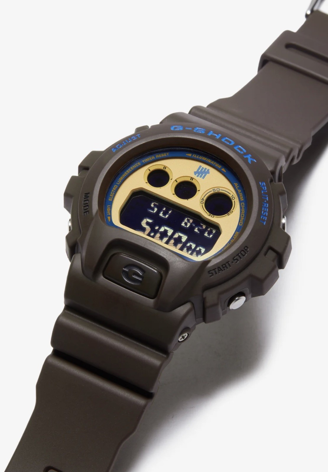 CASIO G-SHOCK x UNDEFEATED DW6900UDR235 LIMITED EDITION FULL SET (BRAND NEW)