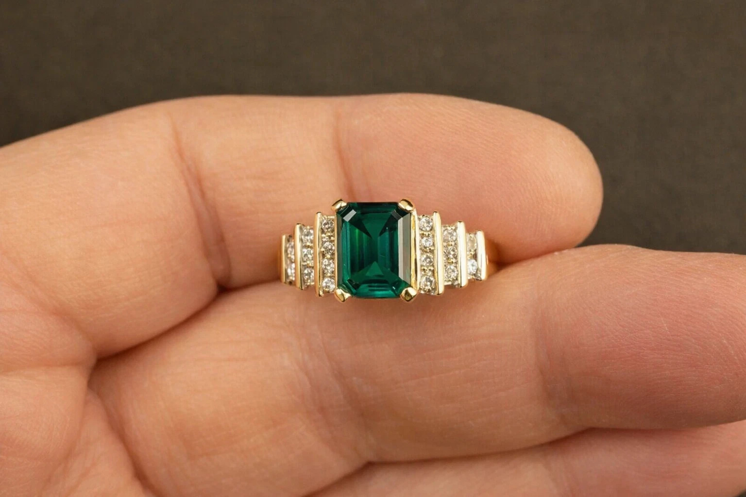 Natural Emerald & Diamond Wedding Gift Ring 14k Yellow Gold Size 7(Import Free)