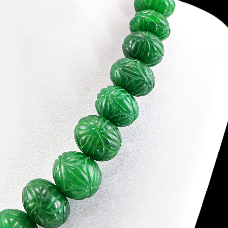 TOP GRADE 930.50 CTS EARTH MINED RICH GREEN EMERALD ROUND CARVED BEADS NECKLACE