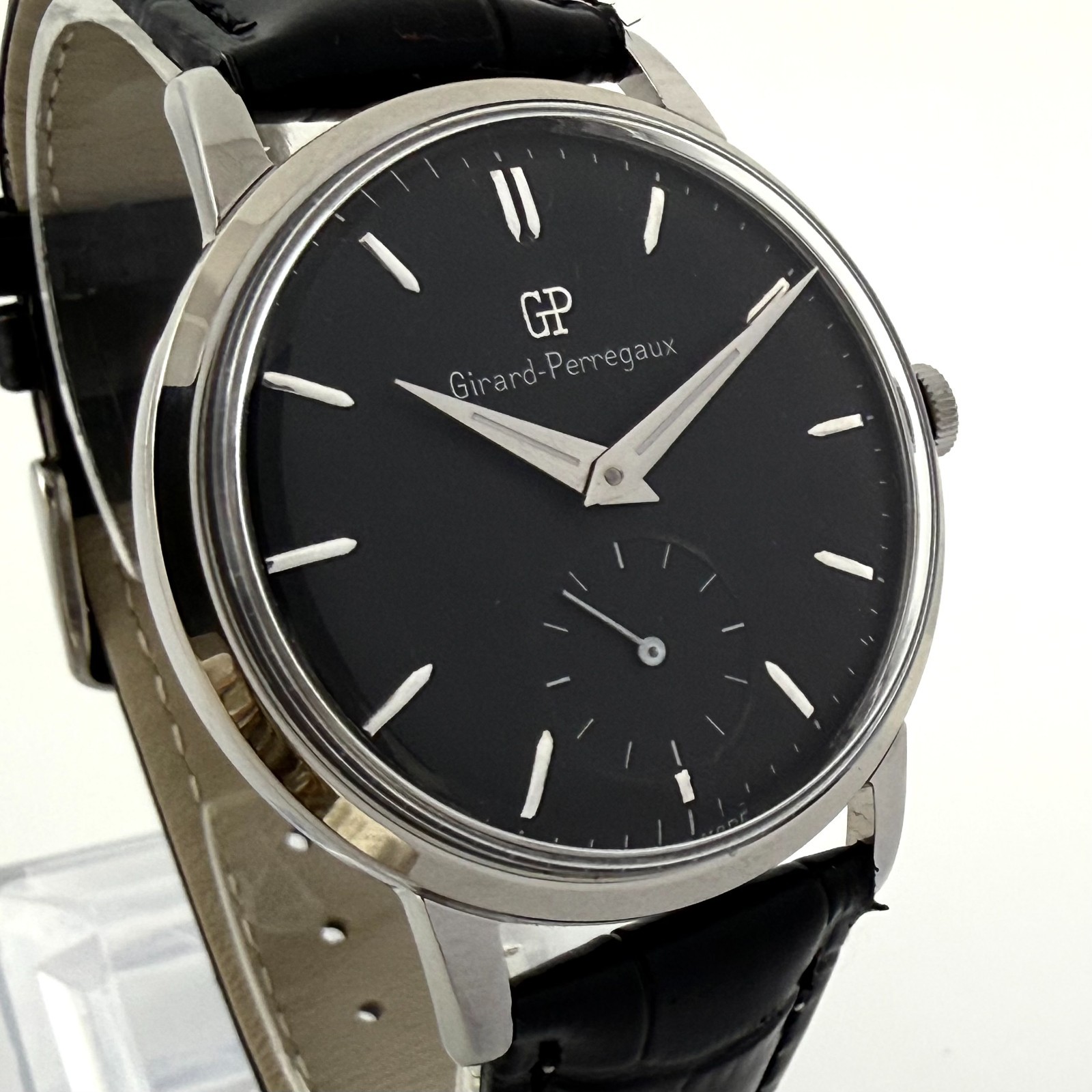 SWISS MADE OVERSIZED GIRARD PERREGAUX NICE BLACK DIAL MANUAL WIND GENTS WATCH