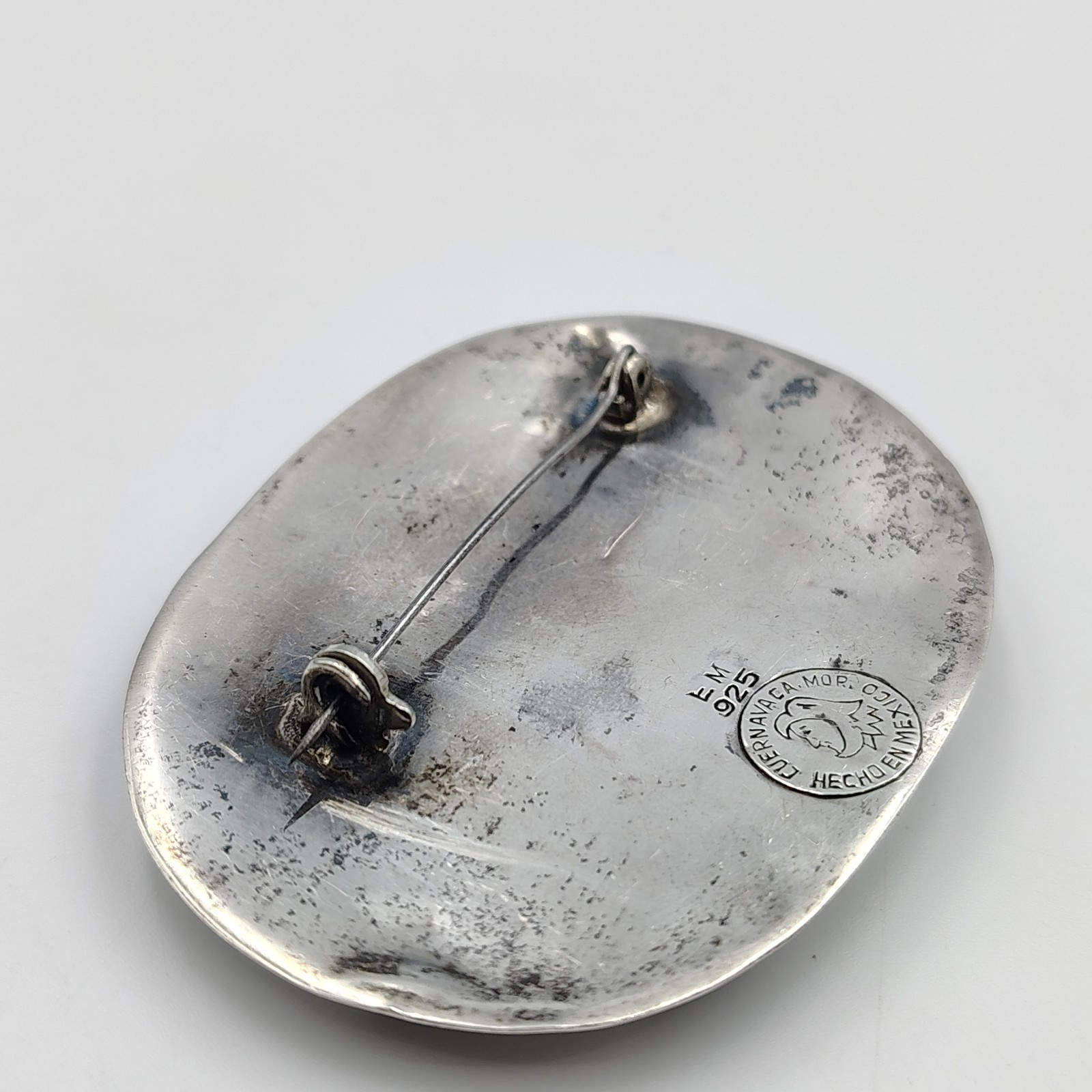 Vintage EM Cuernavaca MOR Mexico Taxco Sterling Silver 925 Oval Brooch Pin