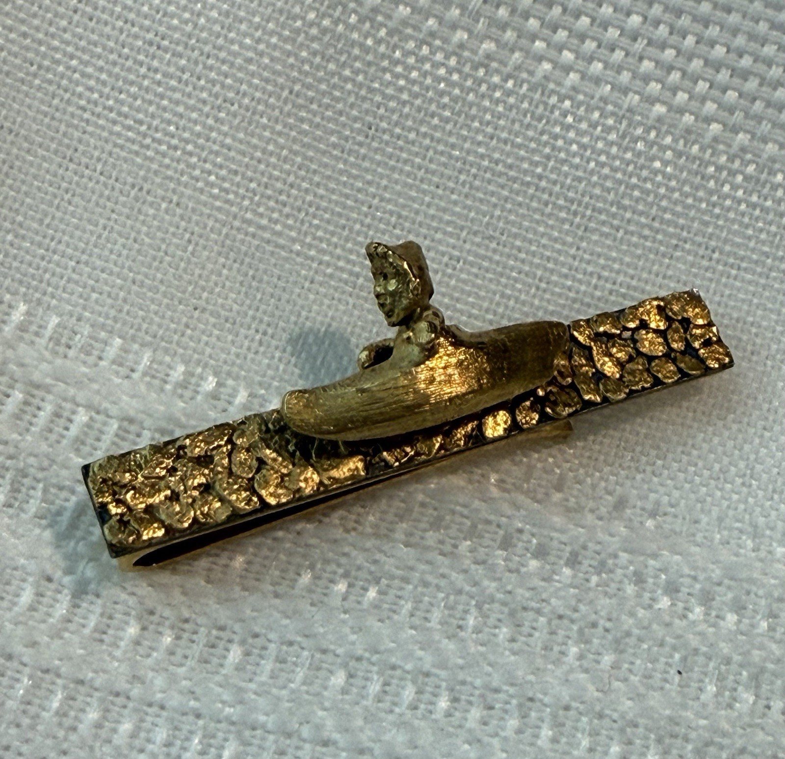 Alaska 10k and 22k Solid Yellow Gold Nugget Gold on a 12k GF Eskimo Tie Clip