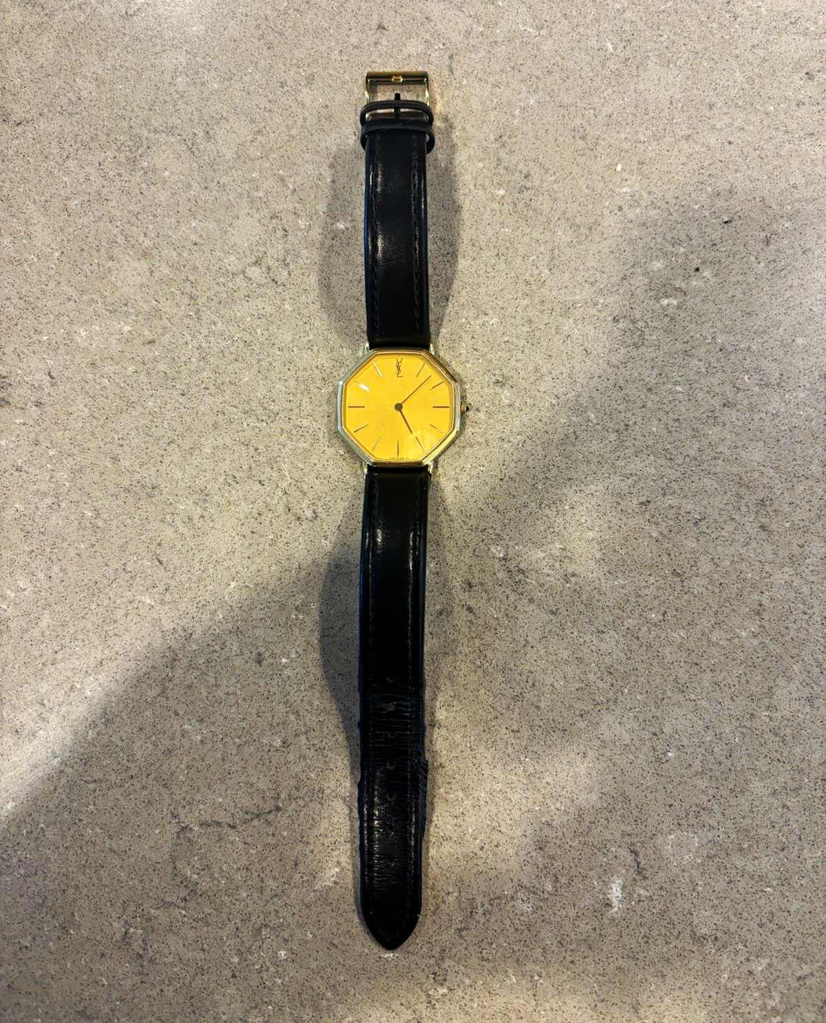 RARE! YVES SAINT LAURENT 2720 – 272498 Watermarks Gold 30 mm QZ Watch from JAPAN