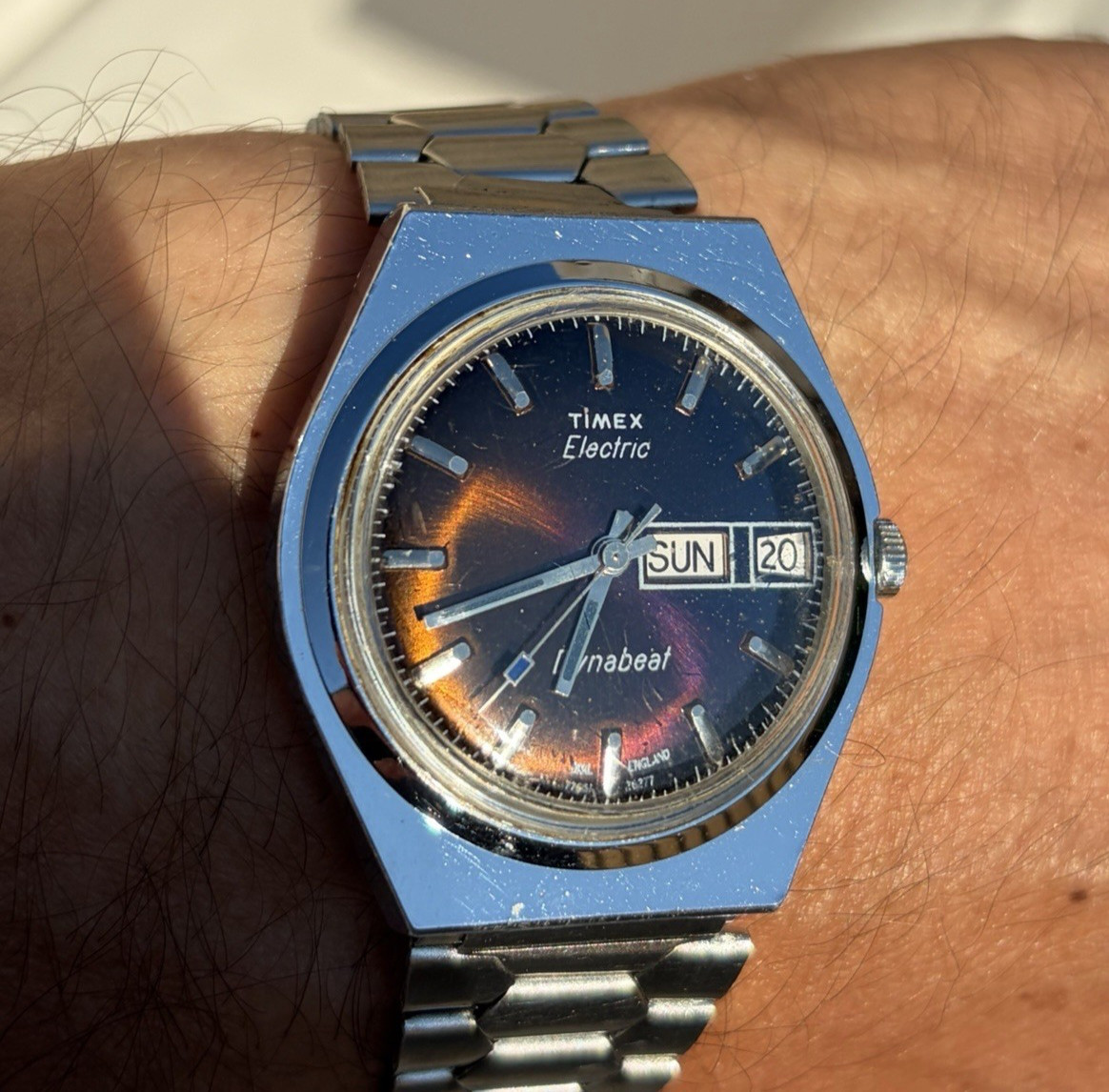Vintage 1977 Timex Electric Dynabeat 26277 Maroon Dial Watch Runs