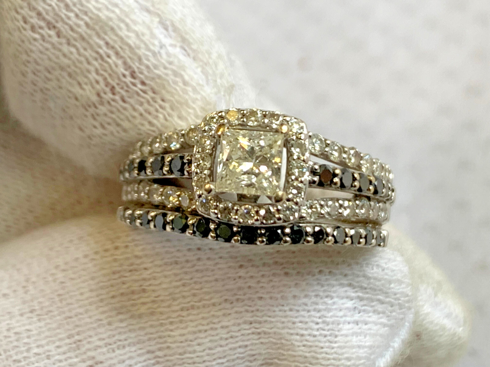 14K White Gold Diamond Ring 5.67g Fine Jewelry Size 5 Band Black Stones *READ*