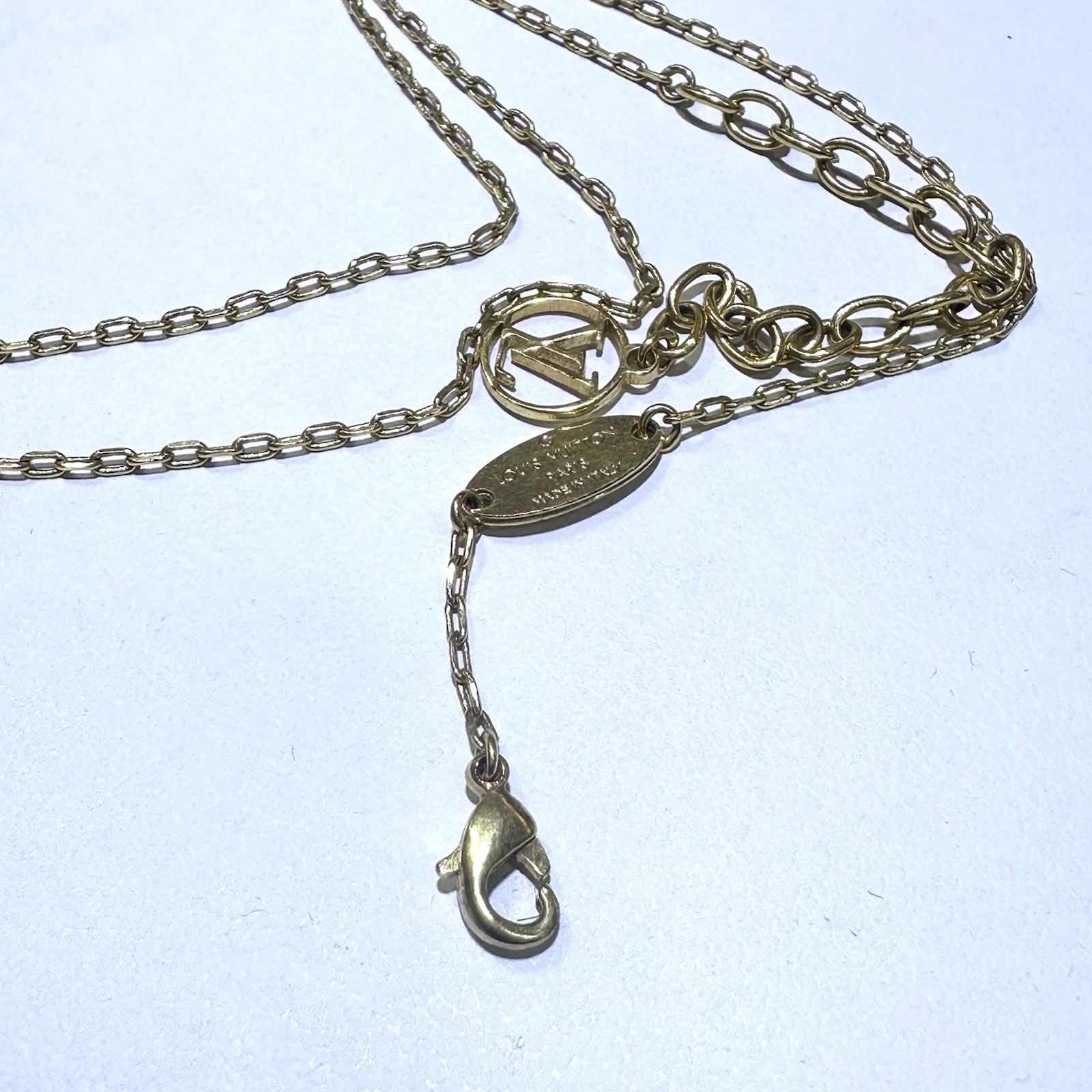 Louis Vuitton Collier Heart Foreign Love Necklace Gold Plated – Dust bag/Box