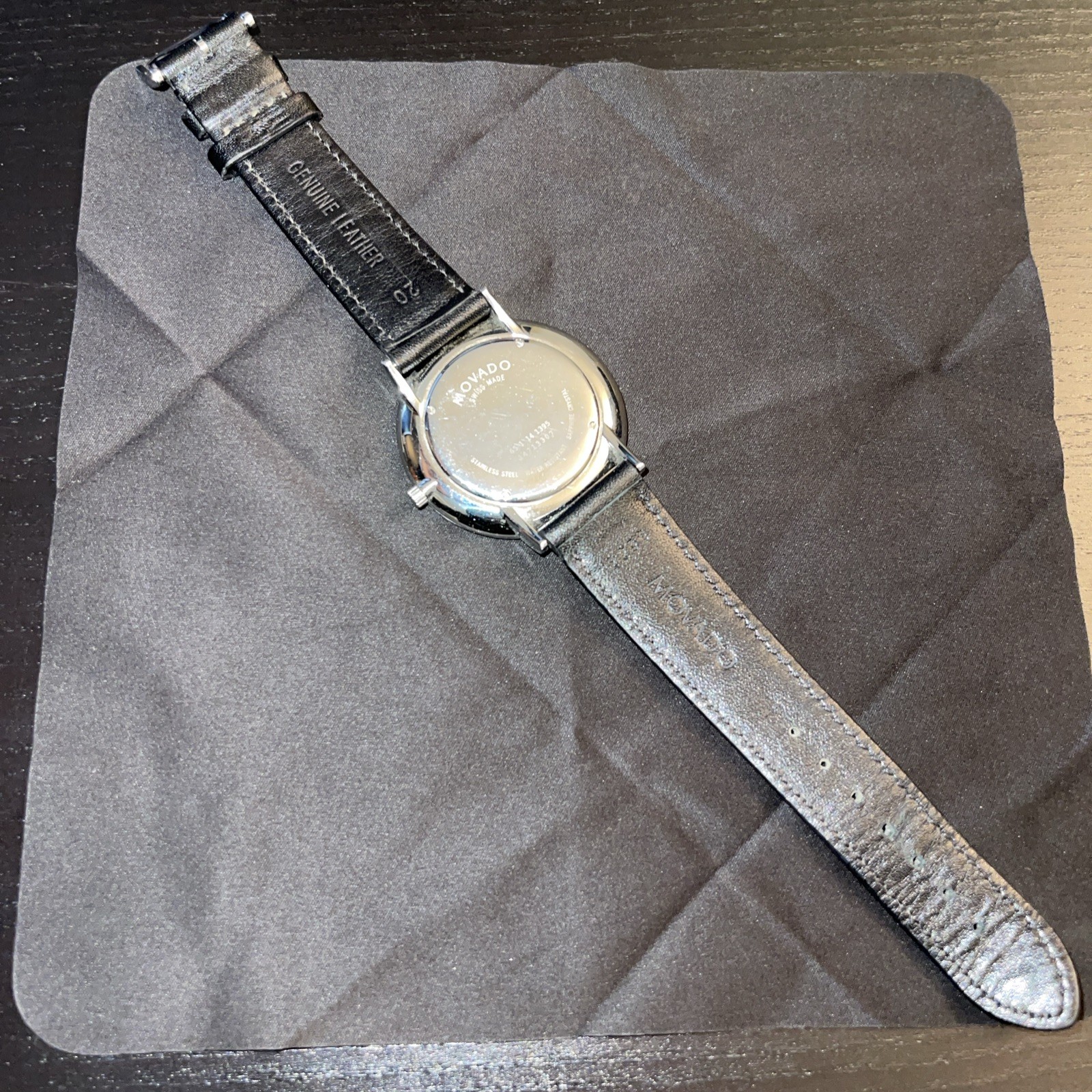 Movado Ultra Slim Black Dial Black Leather Strap Watch For Men – 0607086