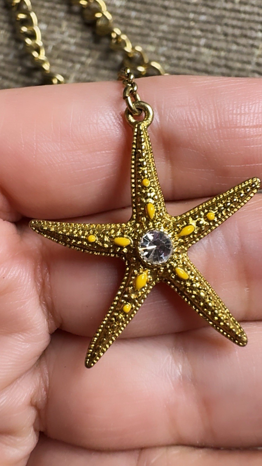 HUGE 🦞BETSEY JOHNSON Gold Tone Enamel Crystal Lobster OCharm Necklace🤩