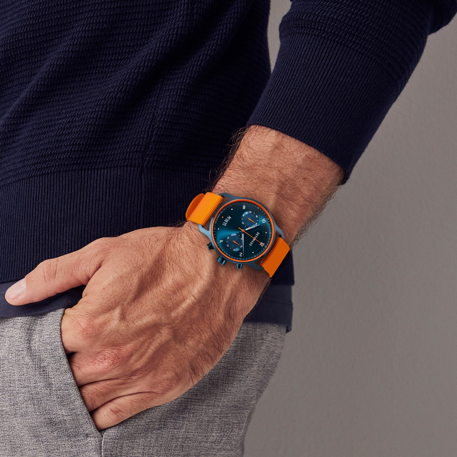 DETOMASO SORPASSO CHRONOGRAPH VELOCITÀ BLUE ORANGE 42mm MSRP $219 🔥NEW🔥