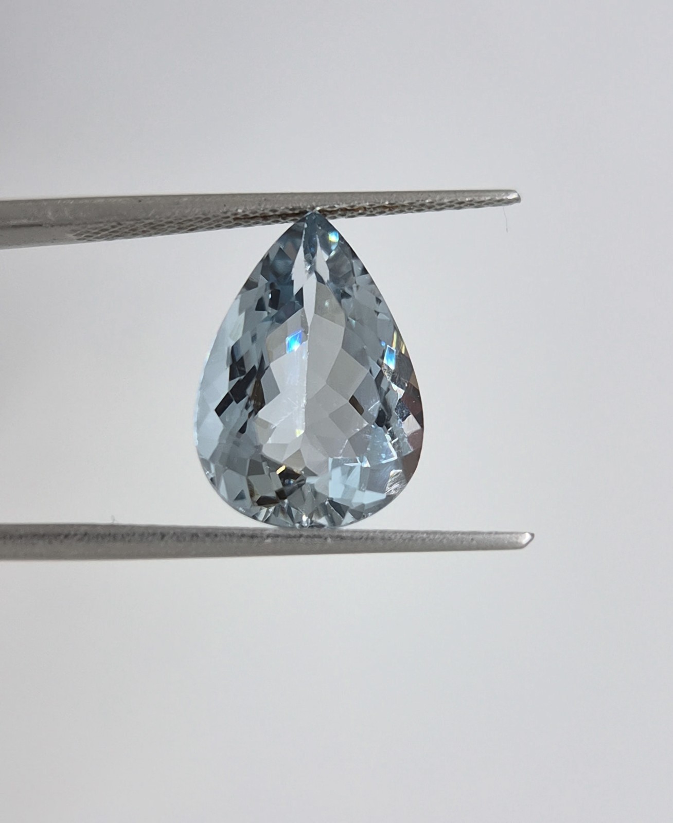 ​5.05 Carat Eye Clean Mint Blue Aquamarine Pear Cut Faceted Loose Gemstone
