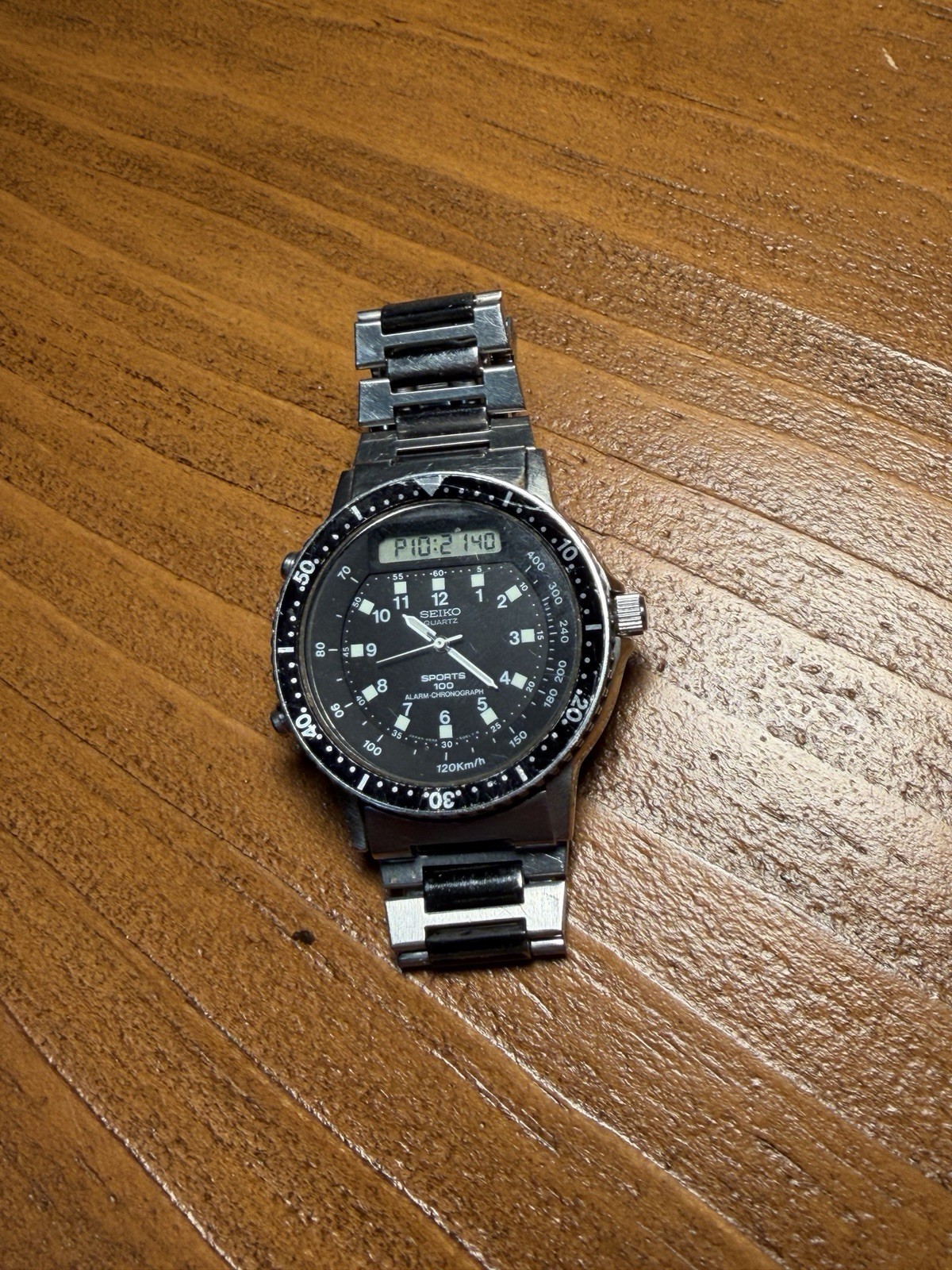 Vintage Seiko H556-5029 Baby Arnie Sports 100 Ana-Digi Alarm Chronograph Runs