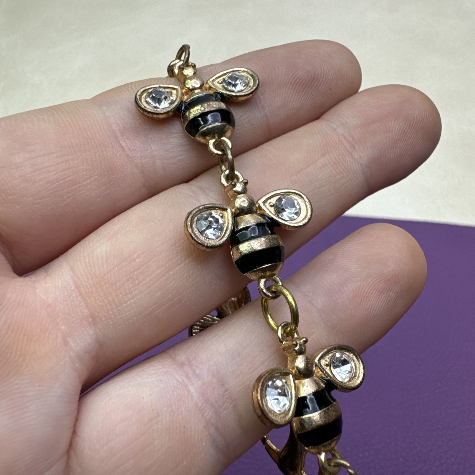 Bees Chain Bracelet Gold Tone Rhinestone Wings Black Enamel Lobster Clasp 7.5″