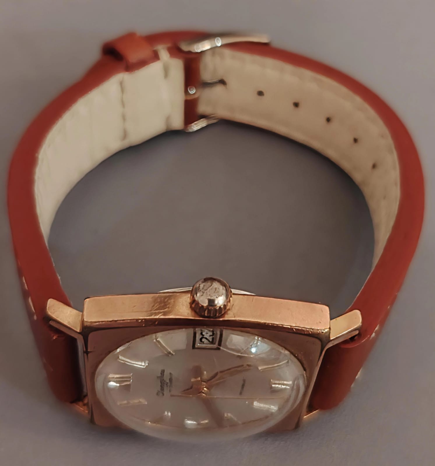 WOMEN’S 1960 JUNGFRAU WATCH – VINTAGE SWISS MADE – ETA 2409 MOVEMENT – INCABLOC