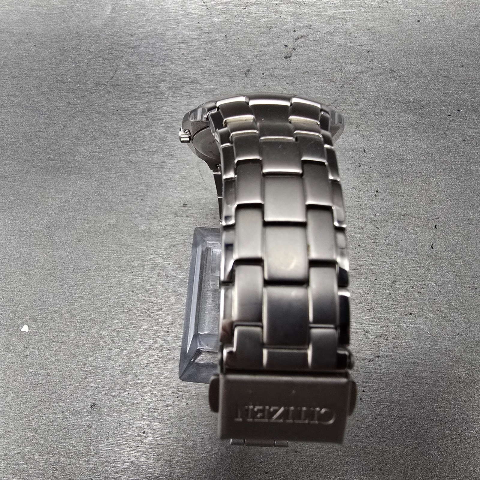 Citizen Eco-Drive Watch Men 38mm Black Dial Titanium Date E111-S049610 Runs