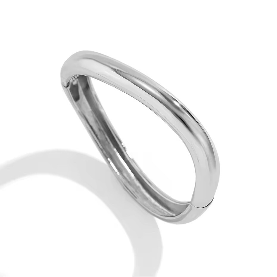 ZARD Wavy Bangle Solid Bracelet in 925 Sterling Silver