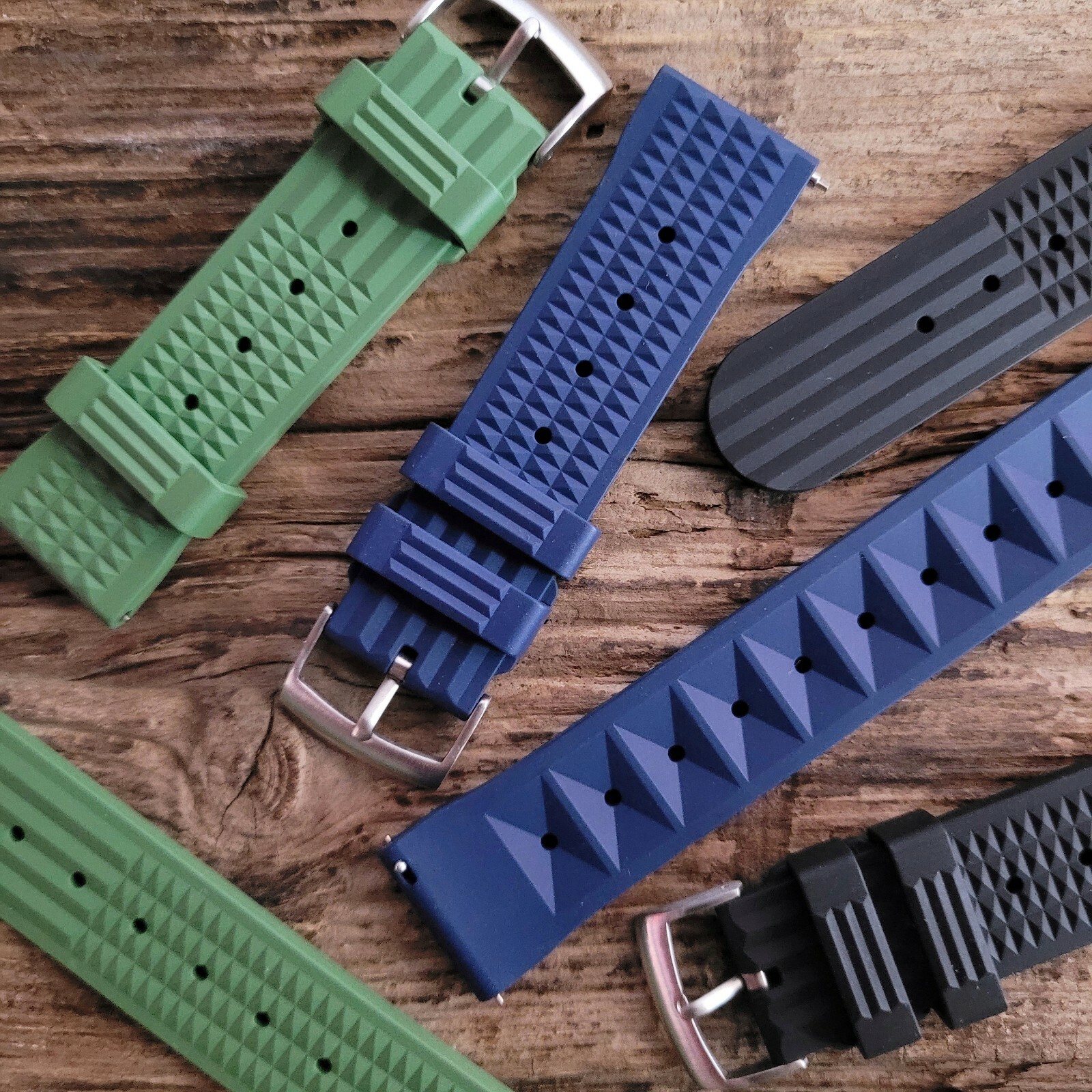 Waffle Watch Strap Band | Classic Seiko Style | FKM Rubber | Black Green Blue