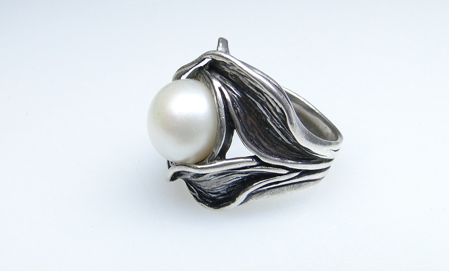 Sterling Brutalist Signed Israel Wide Silver Pearl Ring Size 8 1/2