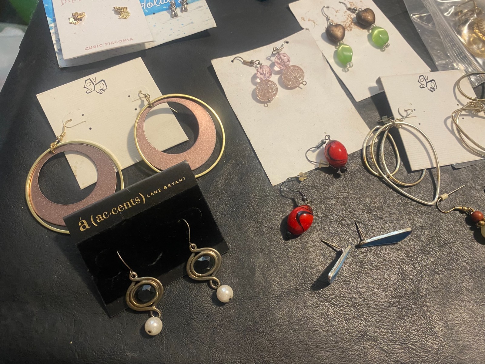 huge lot 80+ pairs earrings earring dangle stud hoop clip shop estate mix “R”