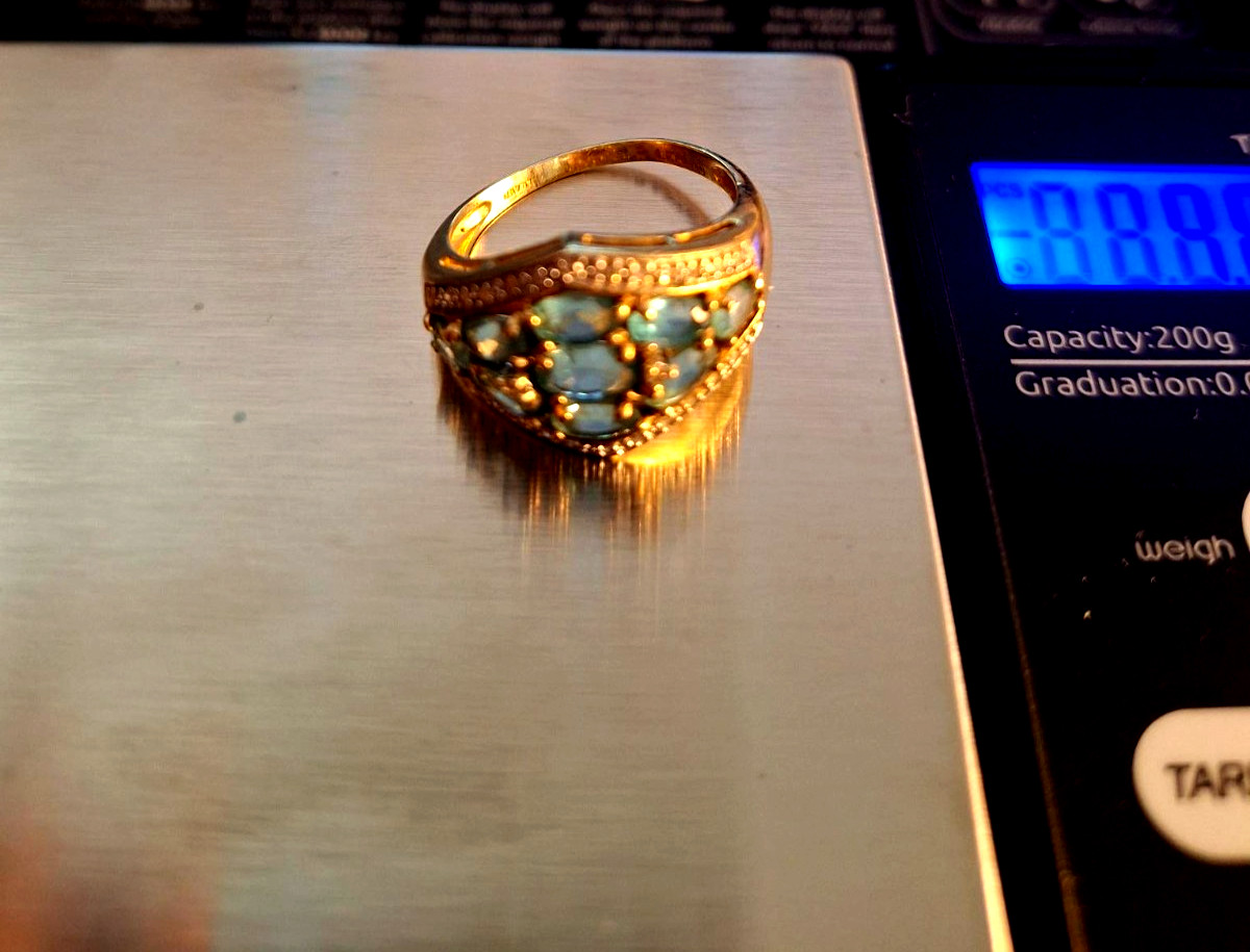 5 Gold Rings (10k & 14K) with stones & diamonds