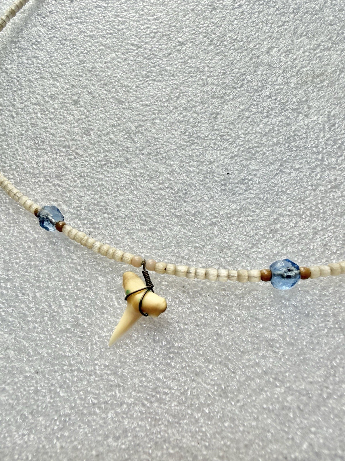 Vintage 1970s HEISHI With 3 Genuine Shark Teeth & Blue Gem 18” Necklace