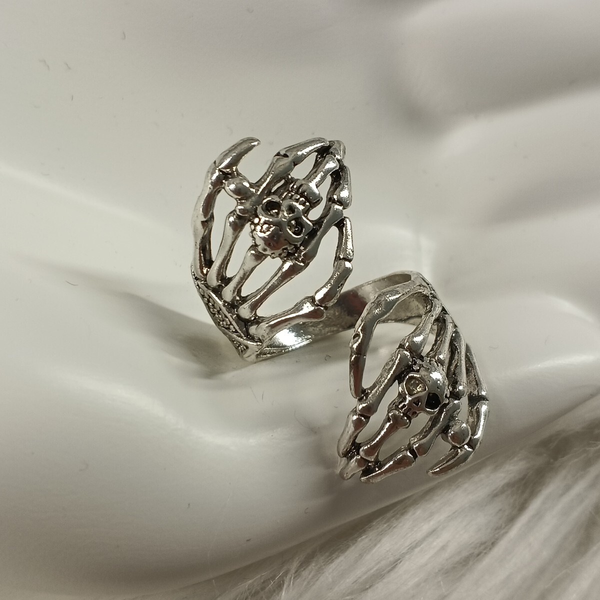 Men’s Bones Halloween ring size 6 alloy silver plated tarnish Fashion Jewelry