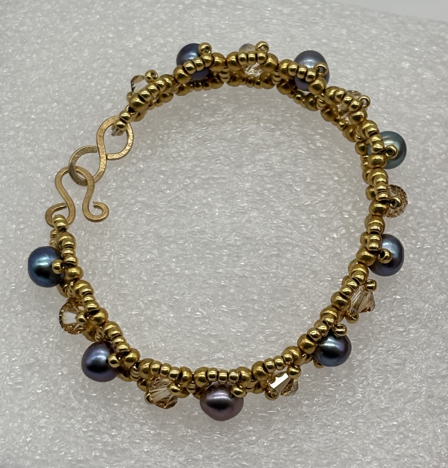Artisan Made Bracelet Freshwater Pearls Swarovski Crystals 14K GF Clasp Unsigned