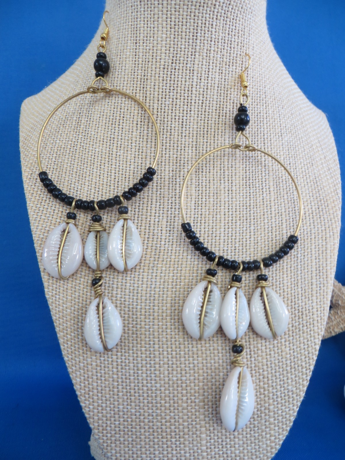 African Ethnic Jewelry COWRIE SHELLS, BRASS, BEADS, EARRINGS FROM KENYA DD