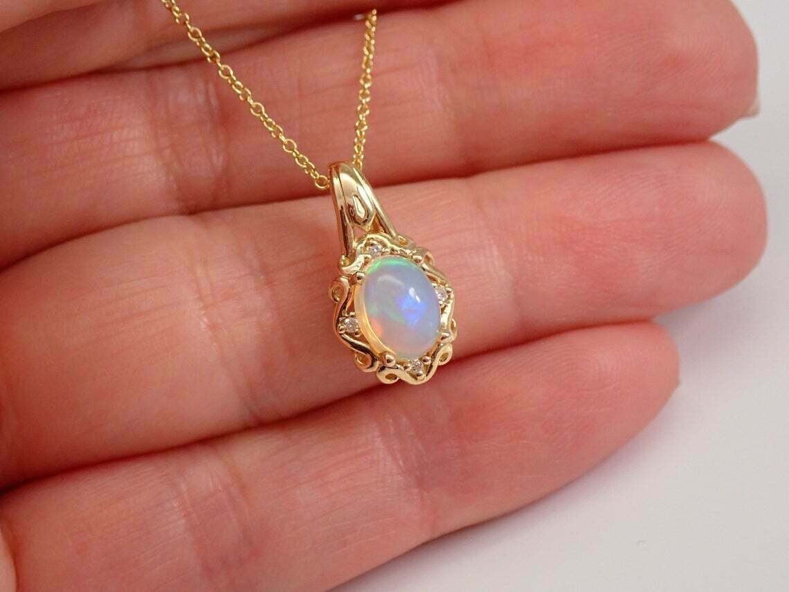 2Ct Oval Cut Opal Gorgeous Women’s Pendant 14K Yellow Gold Over With Free Chain