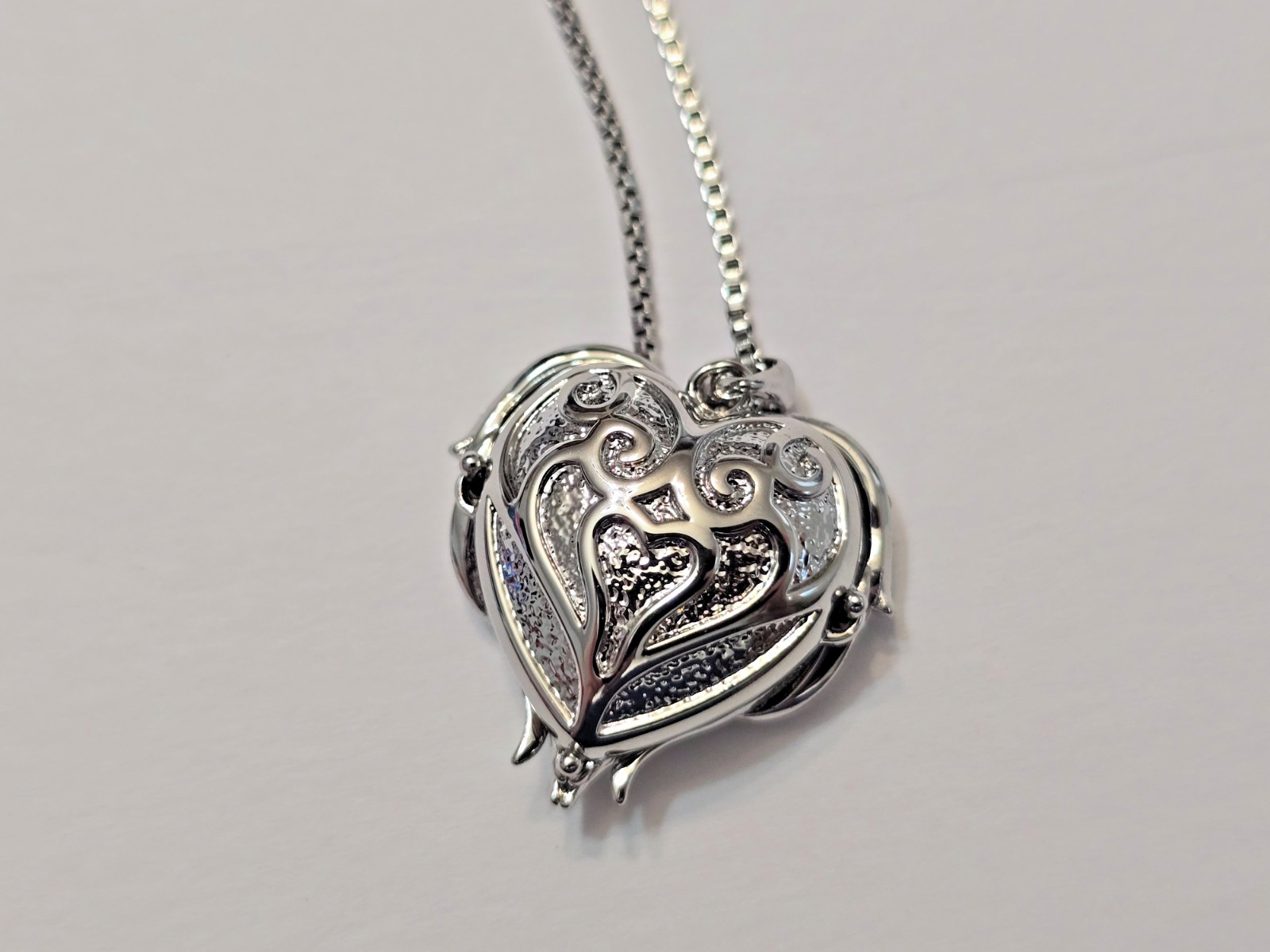 Angel Wings Blue Purple Crystal Heart Silver Tone Pendant Necklace