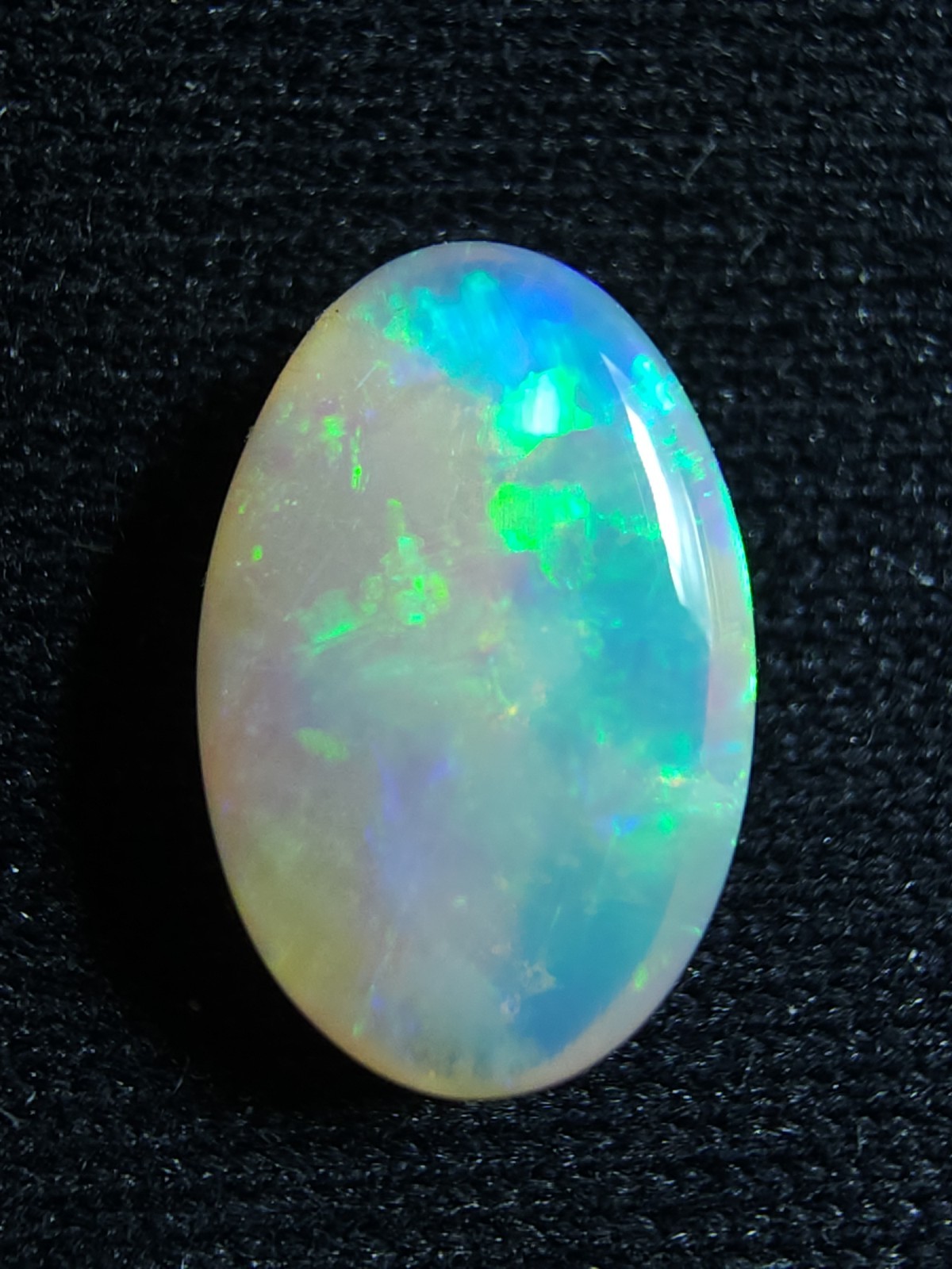 Natural Australian Lightning Ridge Opal 0.90c Radiant Green & Yellow