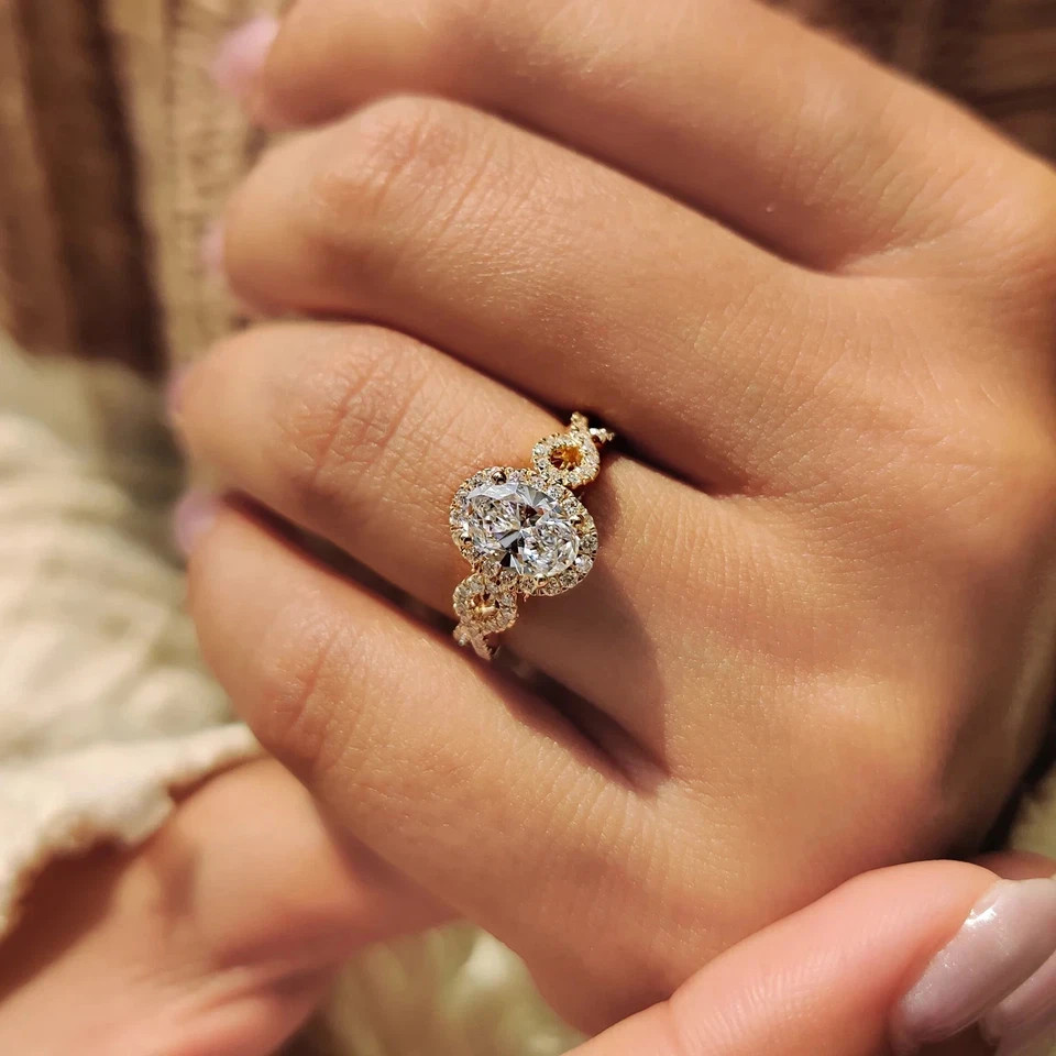 2.80 CT Oval-Cut EF/VS1 Lab Grown Diamond Halo Engagement Ring 14K Yellow Gold