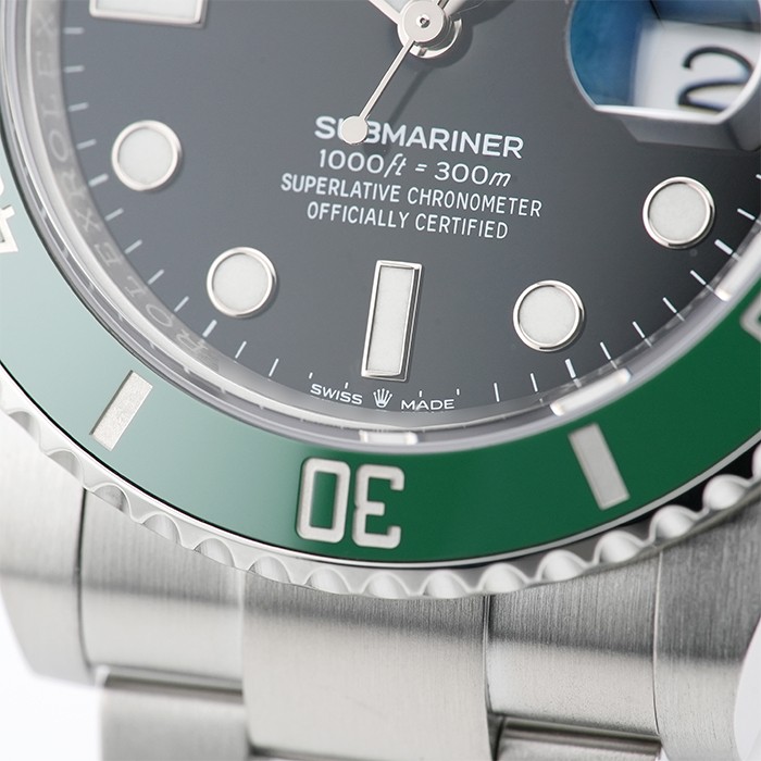 ROLEX Submariner Date 41 126610LV Warranty 2022 Box/Paper
