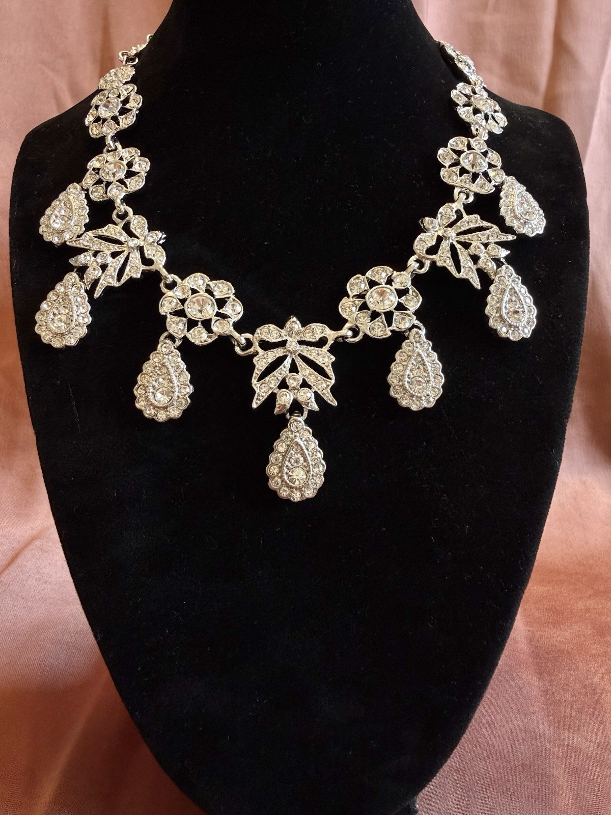 KJL Let Them Eat Cake Full Necklace Marie Antoinette Liz Taylor Kenneth Jay Lane