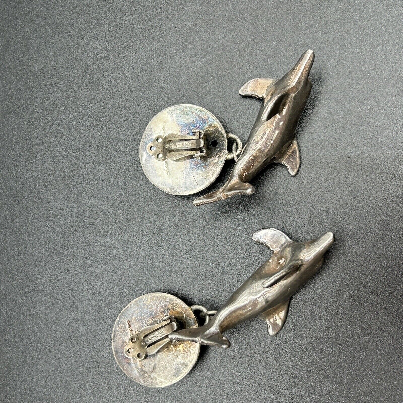 Vintage Signed Susan Cummings Sterling Silver Dolphin Dangle Clip On Earrings