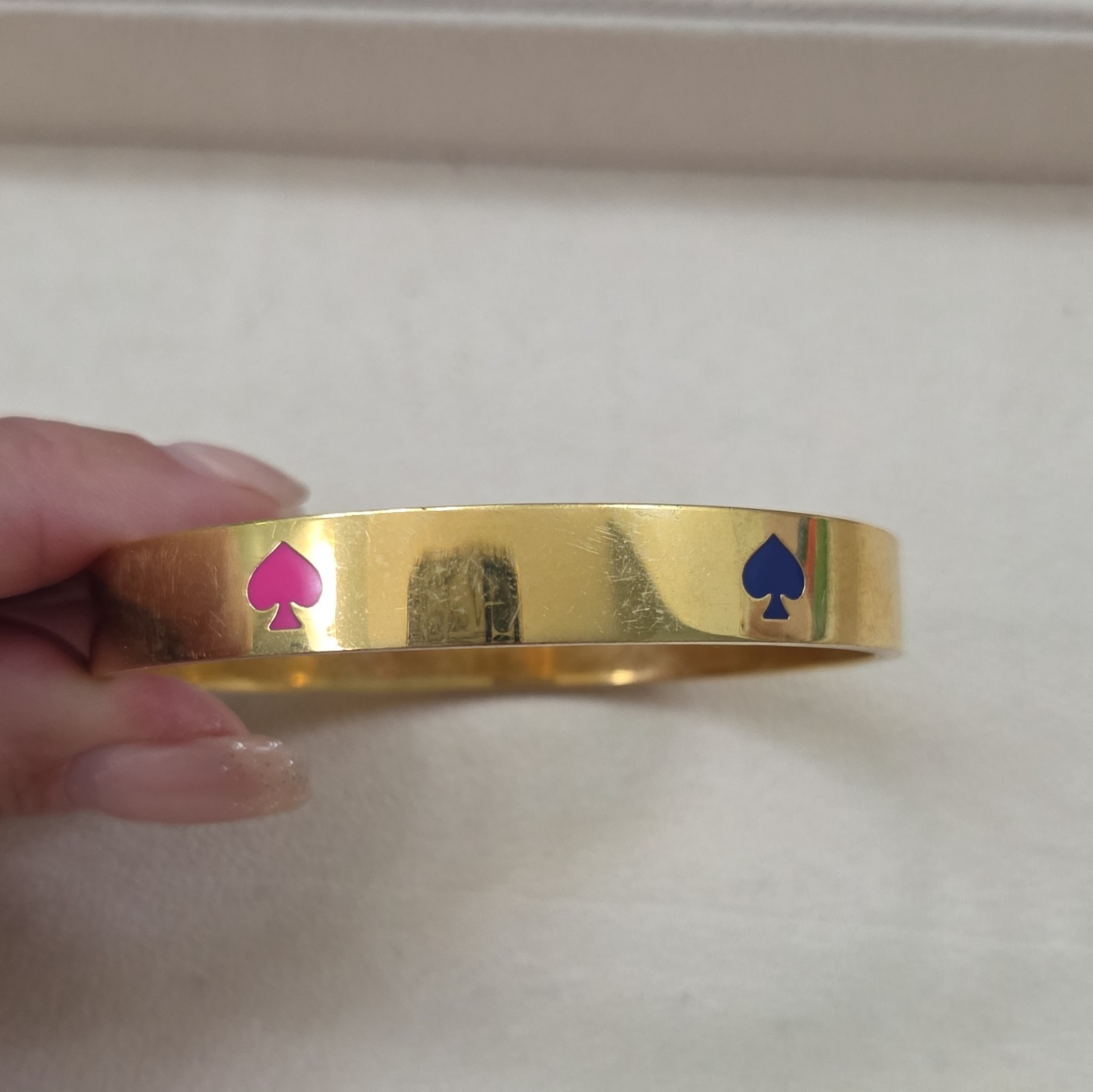 kate spade new york Signed Gold Tone Enamel Logo Stackable Bangle Set Green