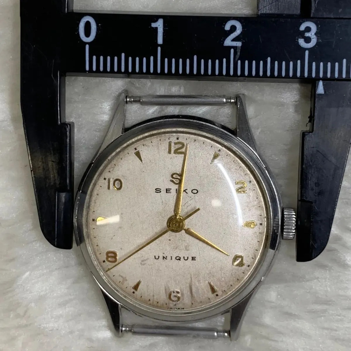 R7-1153 Junk item Seiko UNIQUE 12049