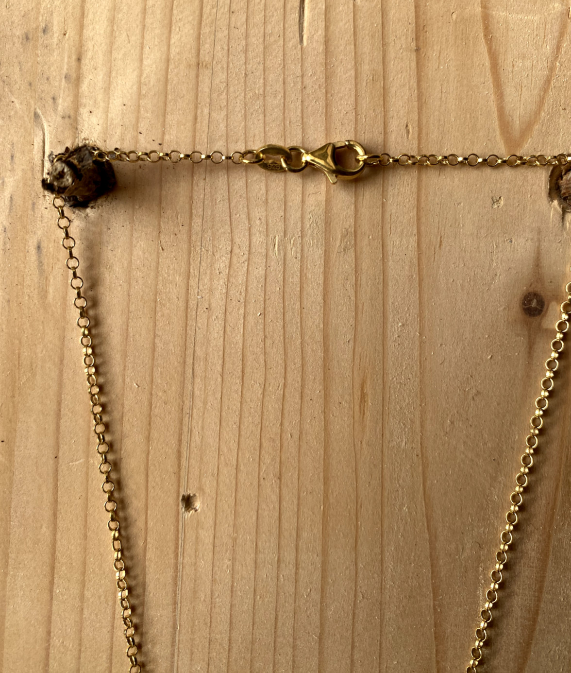 ::925 SILVER CHAIN GOLD PLATED WITH ROUND PENDANT CLASSY DESIGN HALLMARK FILIGREE