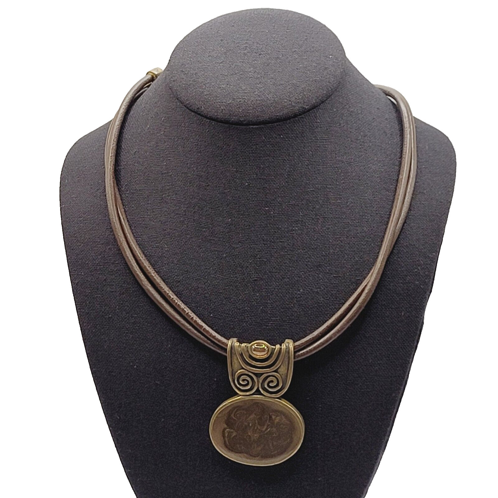 Chico’s Bronze Tone Enamel Medallion w Amber Glass Pendant Necklace Faux Leather