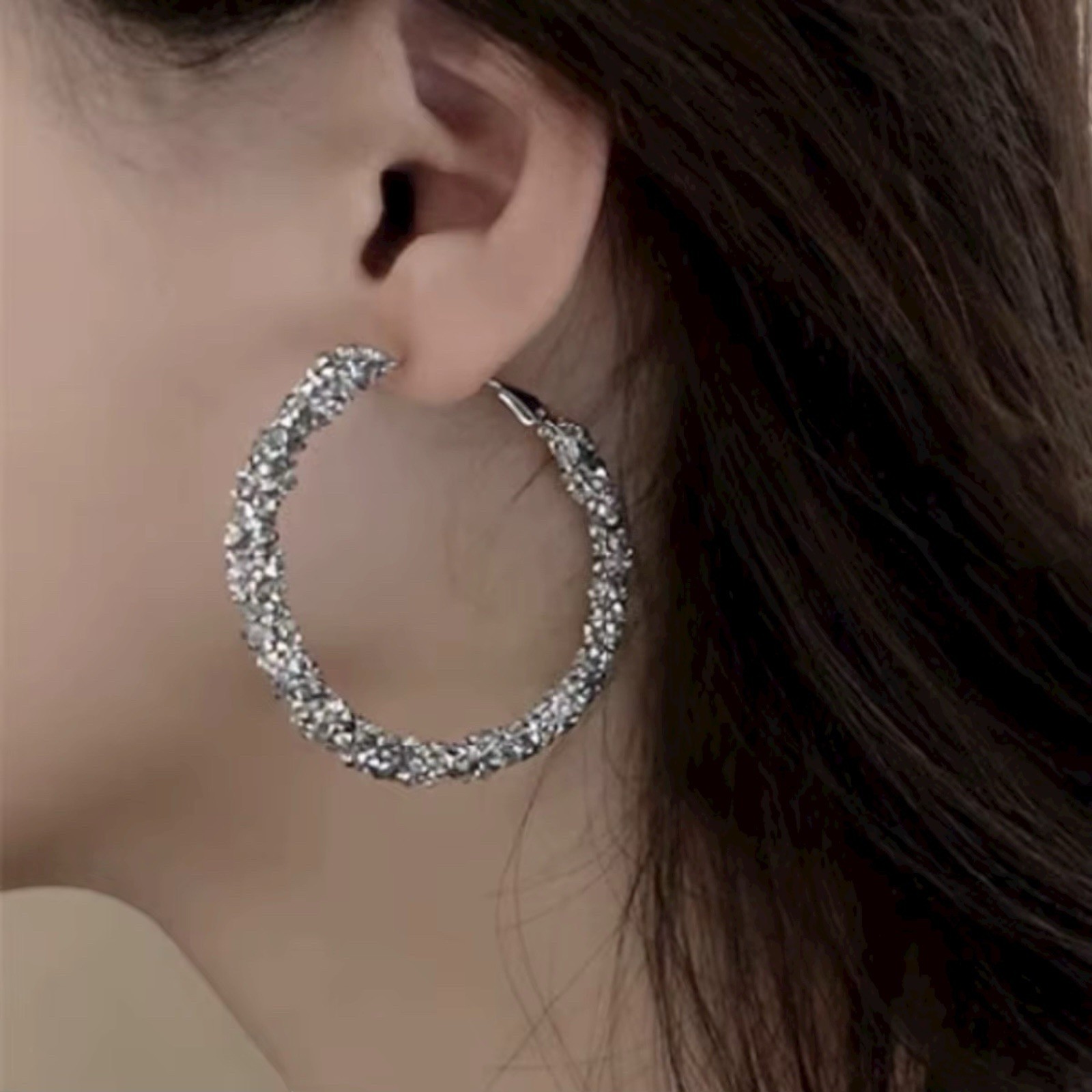 925 Sterling Silver Women Elegant U-Shaped Medium Size Hoop Earrings A23