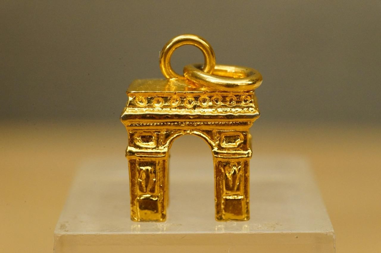 Vintage Travel Souvenir Charm Jewelry For Bracelet Arch de Triomphe Paris France