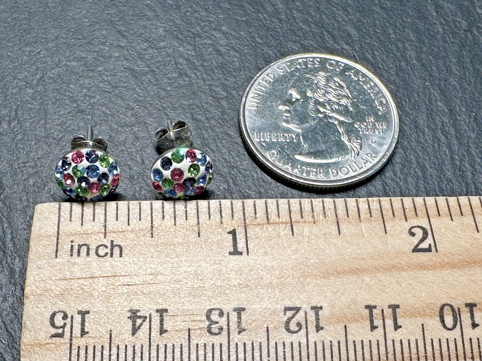 PAIR OF STERLING SILVER BLUE, PINK, GREEN, PURPLE SPARKLING STUD EARRINGS H377