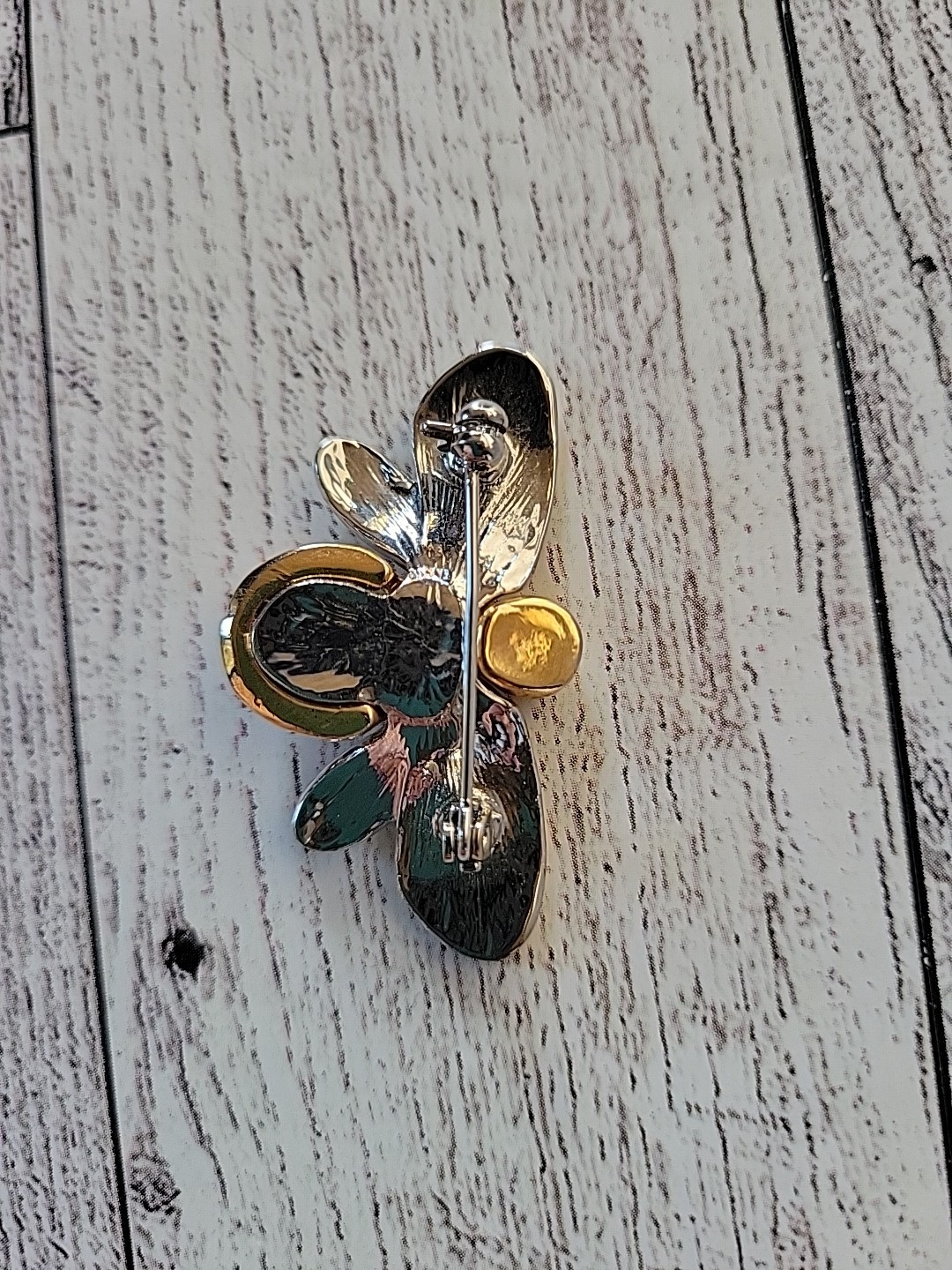 Bumble Bee Metal Pin Brooch Contemporary LC Liz Claiborne Fashion Jewelry Craft