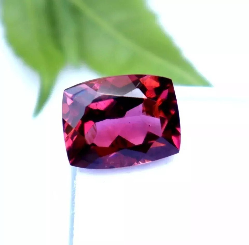 Cushion Shape Hessonite Garnet Certified Loose Gemstone 9 To 11 Ct