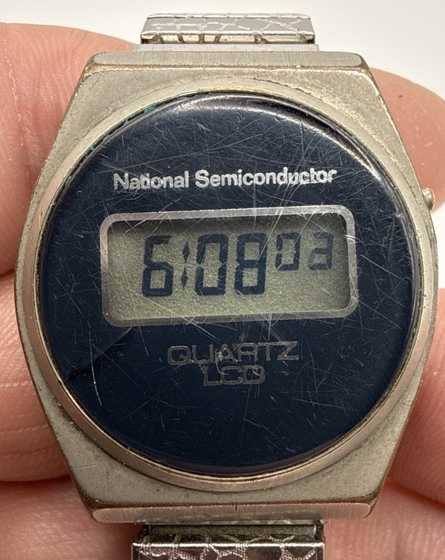 Vintage 1970s National Semiconductor T200 Tritium LCD Watch KI DNA – RUNNING
