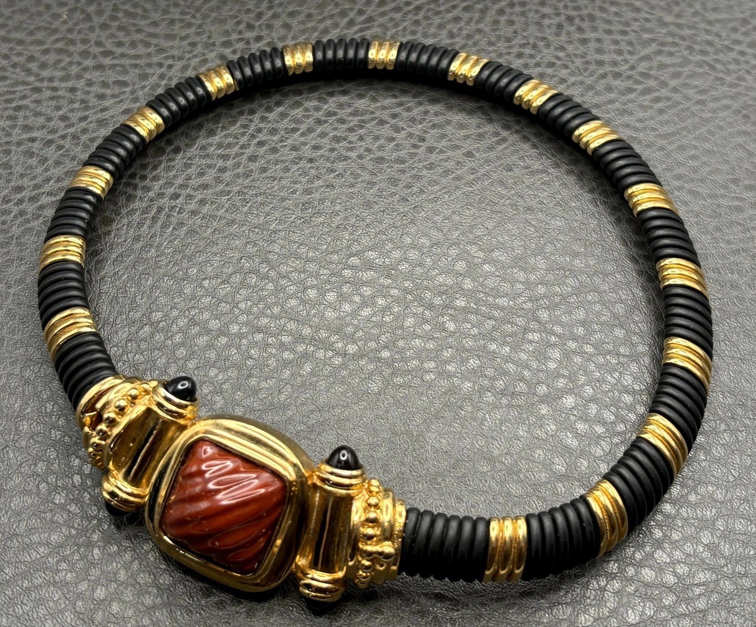 Francesca Romana 80s Vintage Etruscan Style Black Red Glass Omega Necklace 15”