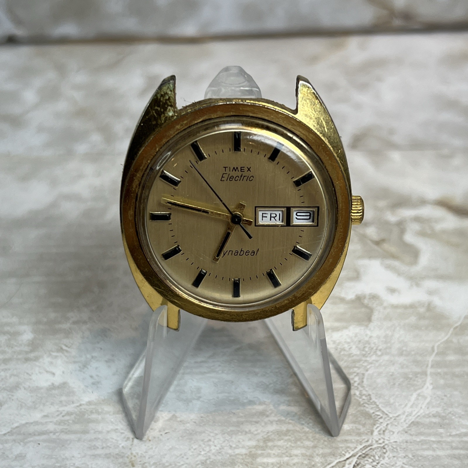 Vintage Timex Electric Dynabeat Men’s Day/Date Gold Tone Watch FOR PARTS/REPAIR