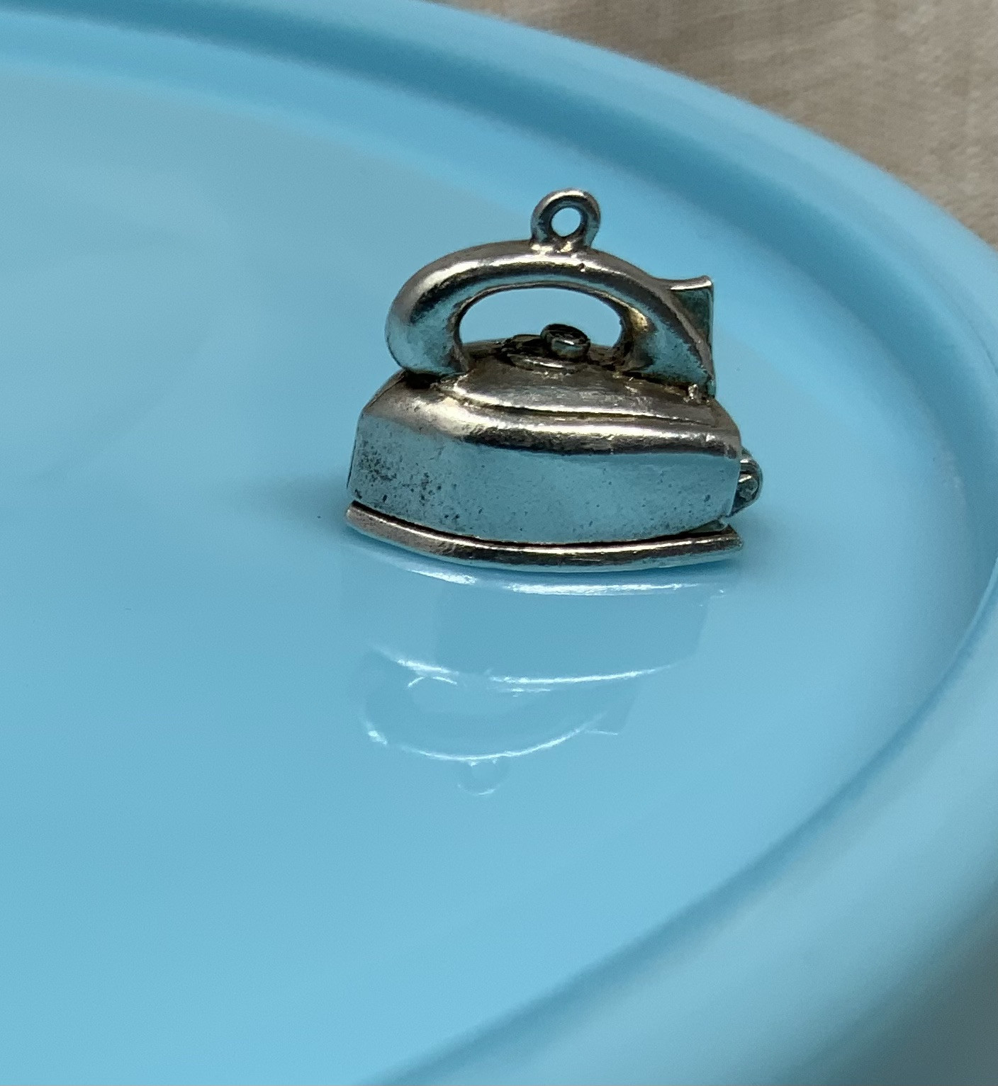 Vintage Sterling Silver Devil In The Details Inside Opening Iron Charm 5.9g