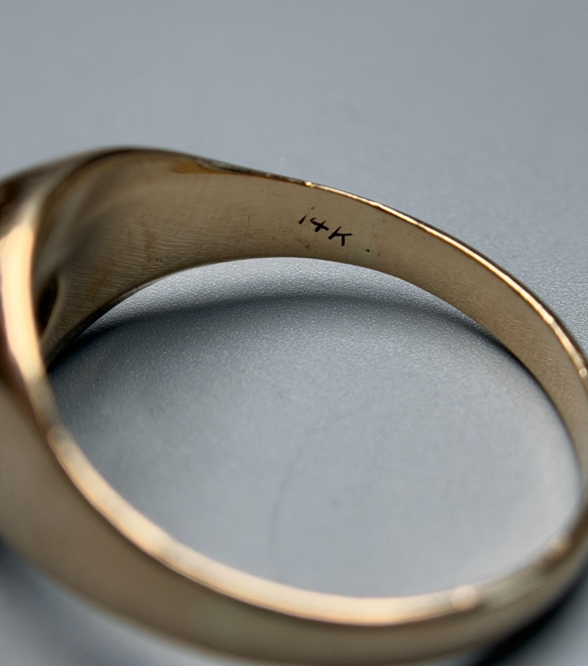 Vintage Mens 14K Yellow Gold Belcher Set Diamond Ring Size 10